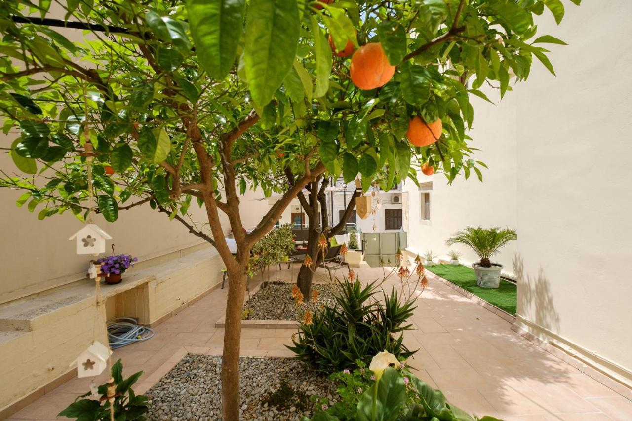 Home With Courtyard In Beating Heart Of Old Town! Chania  Exterior photo