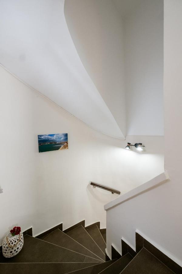 Home With Courtyard In Beating Heart Of Old Town! Chania  Exterior photo
